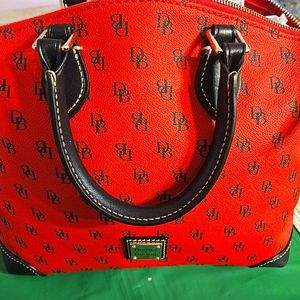 Dooney and bourke purse